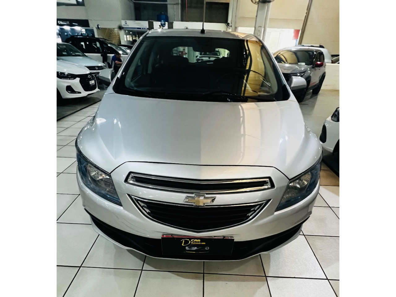 Onix Hatch 1.4 4P FLEX LT AUTOMÁTICO