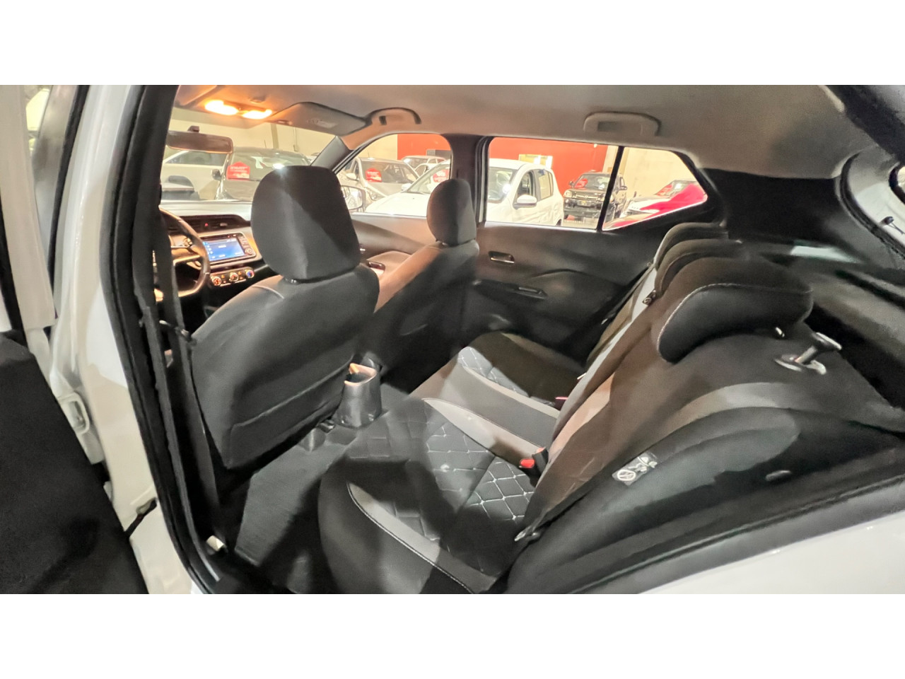 Kicks 1.6 16V 4P FLEX SV X-TRONIC AUTOMÁTICO CVT