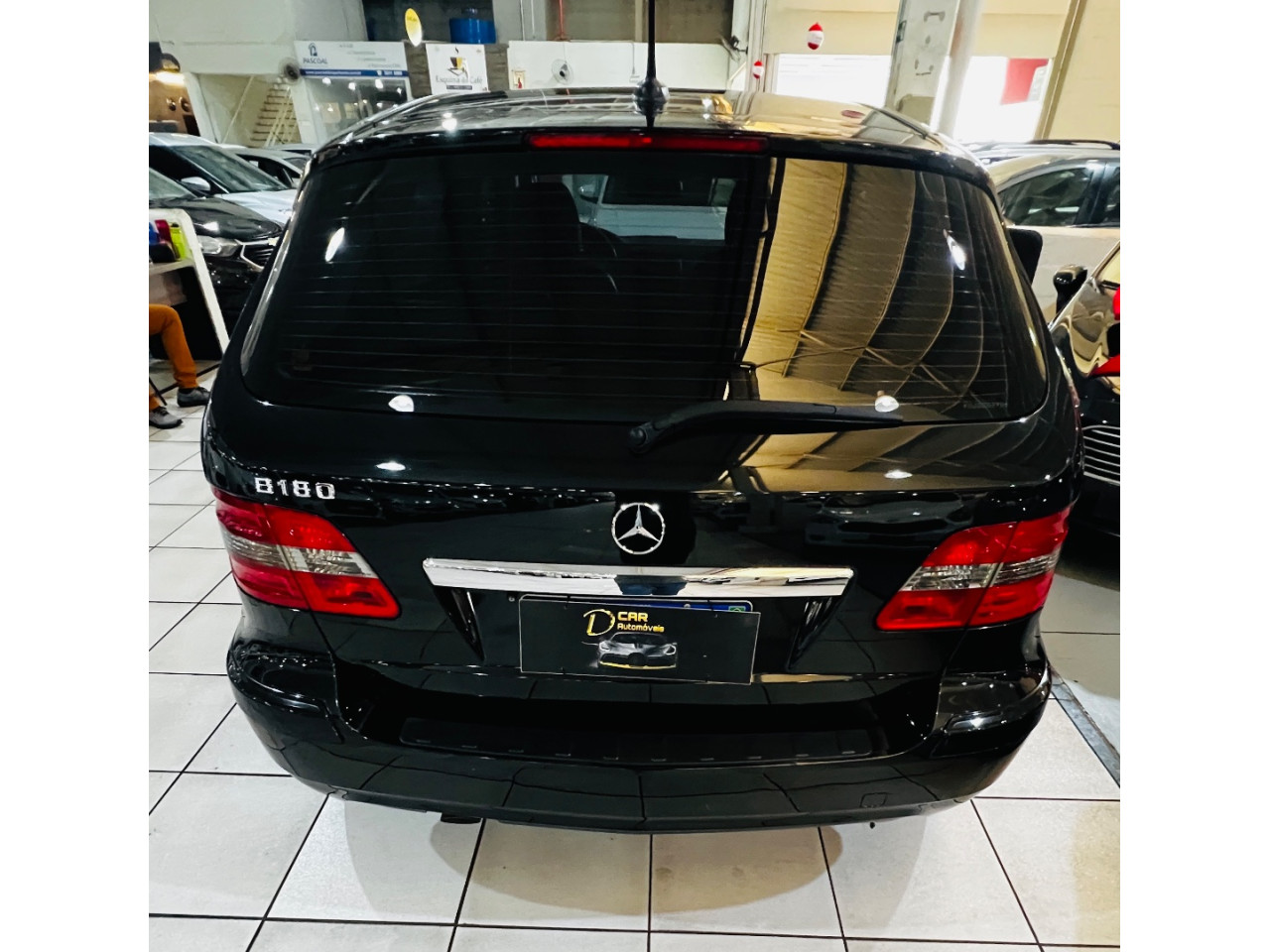 B 180 1.7 4P CONFORT AUTOMÁTICO