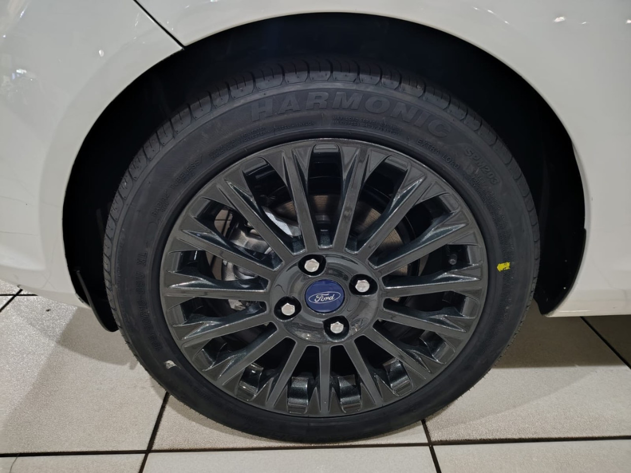 Fiesta Hatch 1.6 16V 4P FLEX TITANIUM POWERSHIFT AUTOMÁTICO