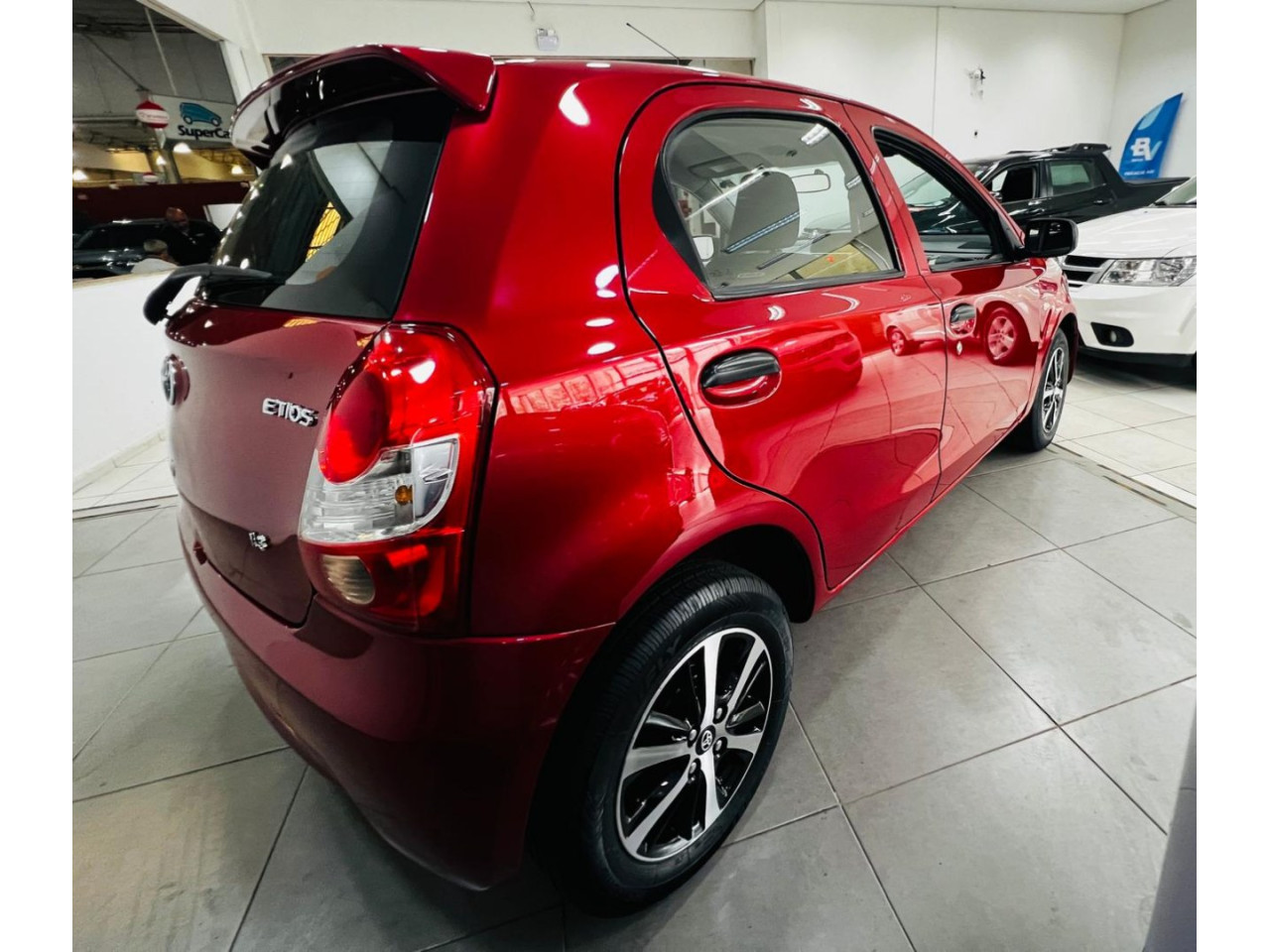 Etios Hatch 1.3 16V 4P FLEX X