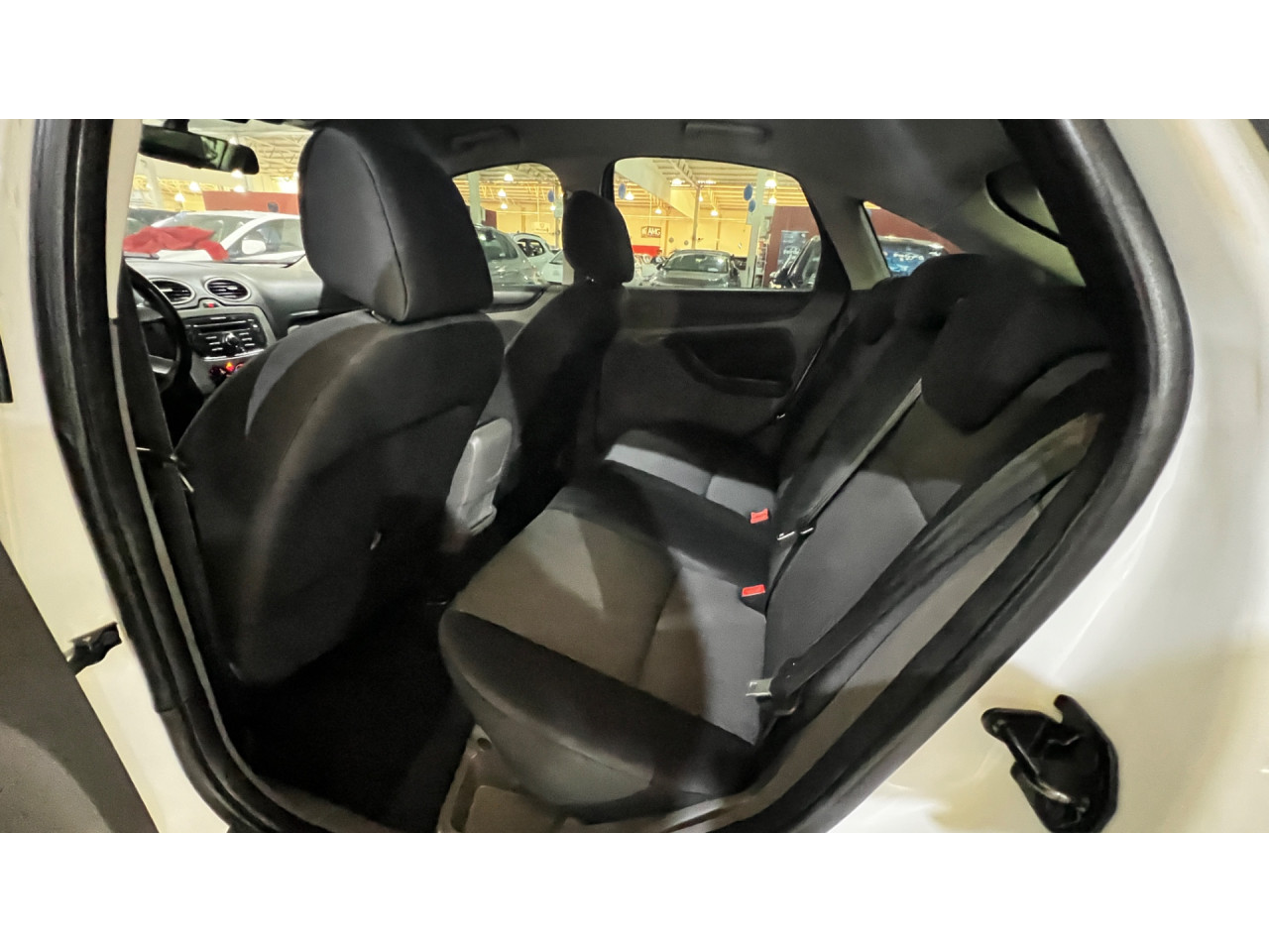 Focus Hatch 1.6 4P GLX