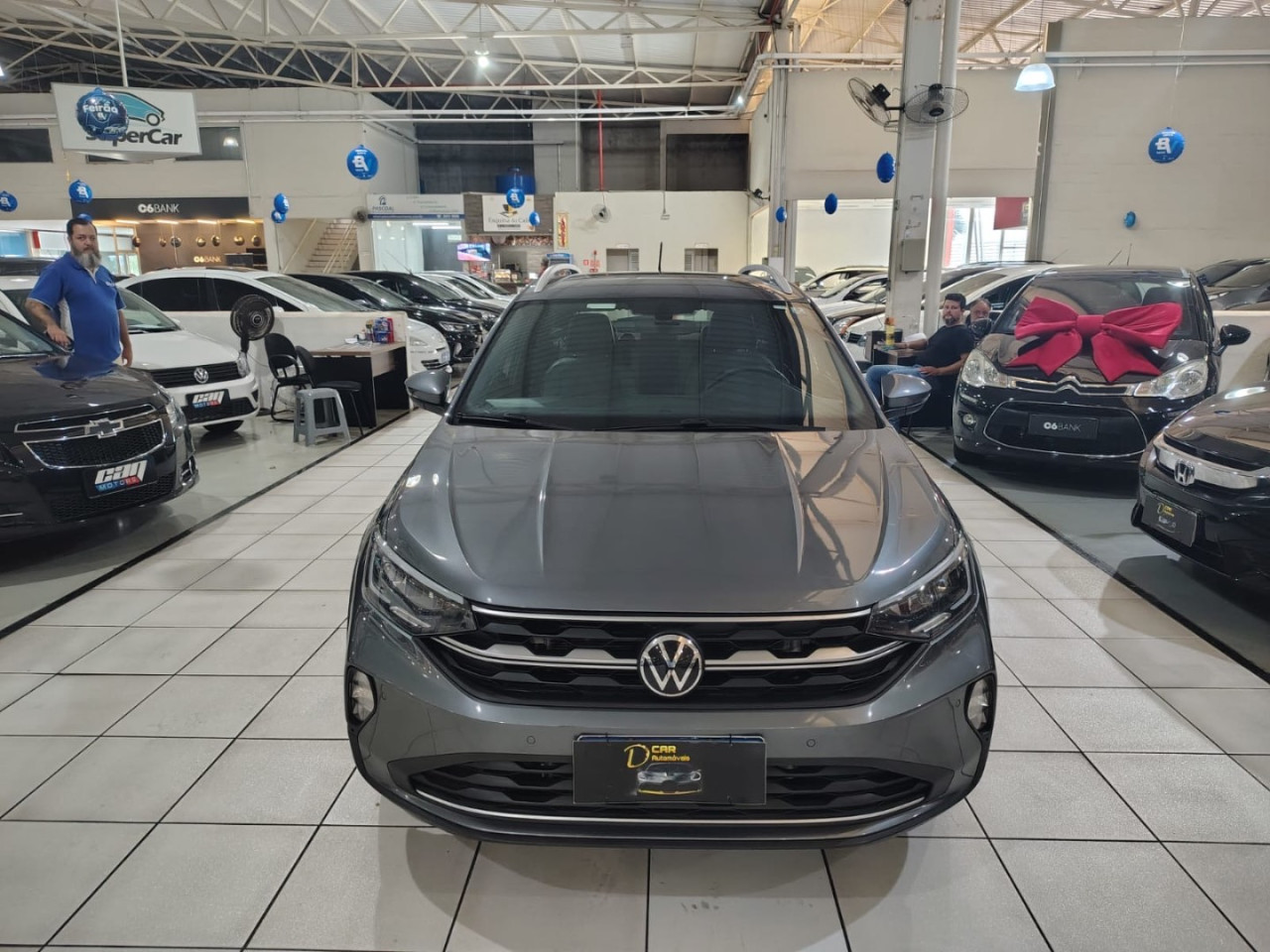 Nivus 1.0 4P FLEX 200 TSI HIGHLINE TURBO AUTOMÁTICO