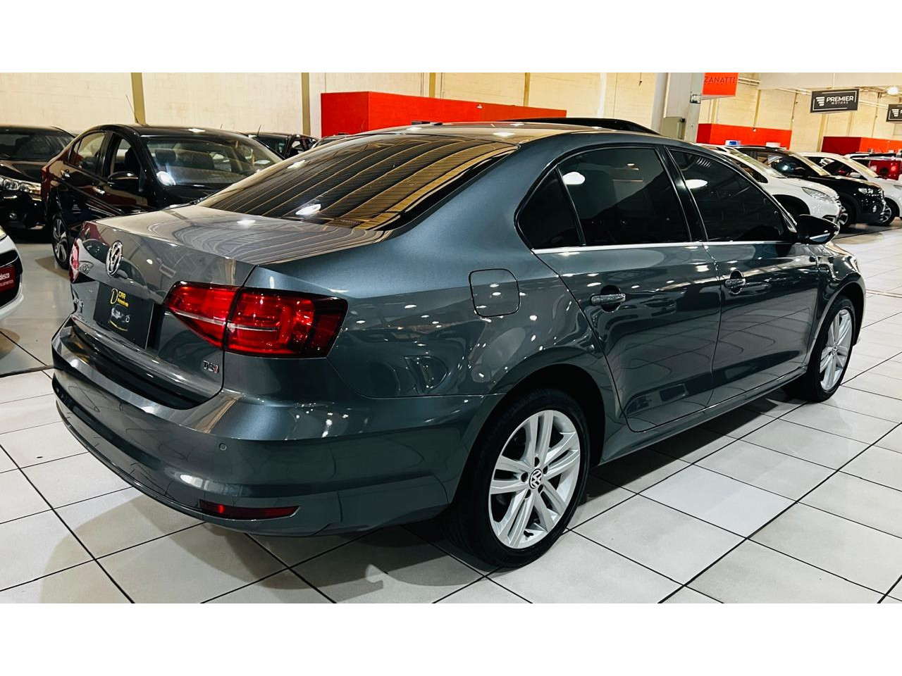 Jetta 2.0 4P TSI HIGHLINE 211 CV AUTOMÁTICO