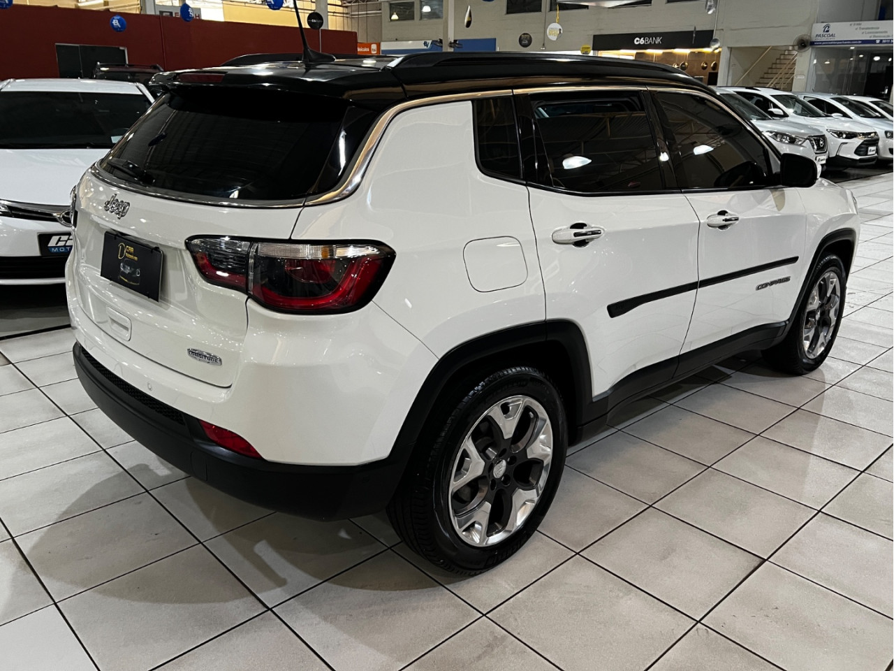 Compass 2.0 16V 4P LONGITUDE FLEX AUTOMÁTICO