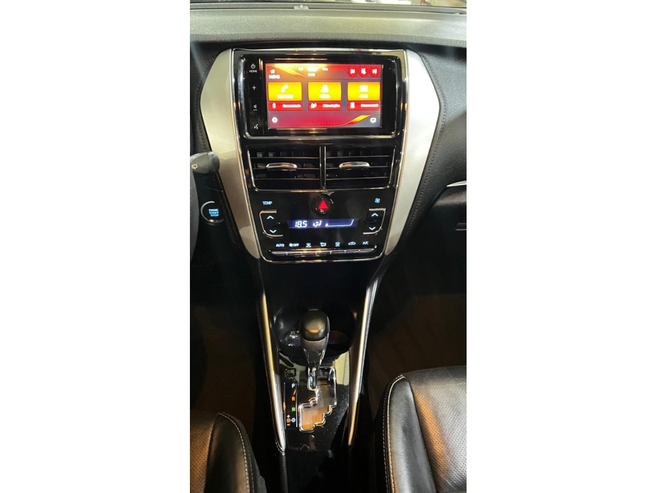 Yaris Hatch 1.5 16V 4P FLEX XL MULTIDRIVE AUTOMÁTICO CVT