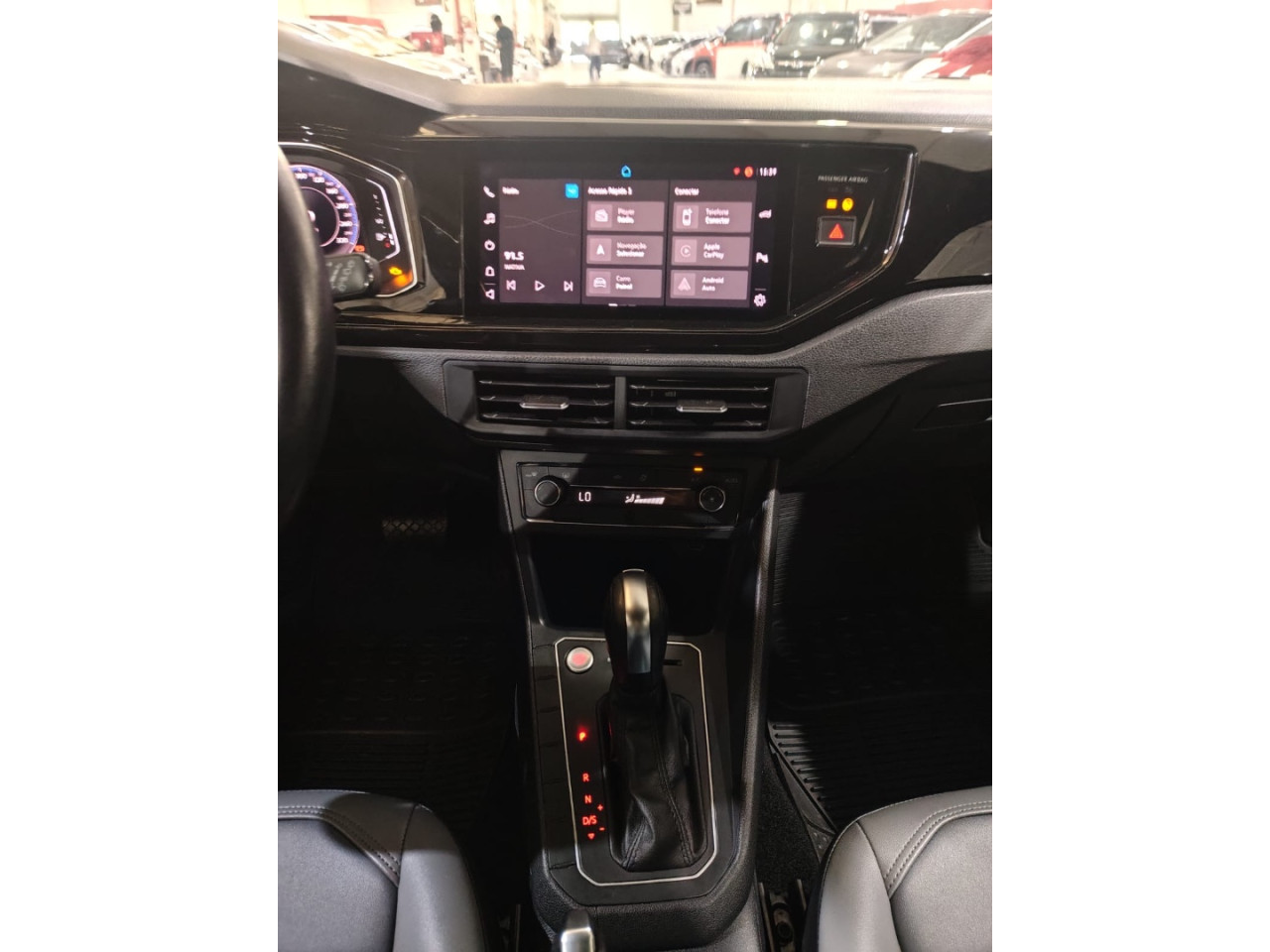 Nivus 1.0 4P FLEX 200 TSI HIGHLINE TURBO AUTOMÁTICO