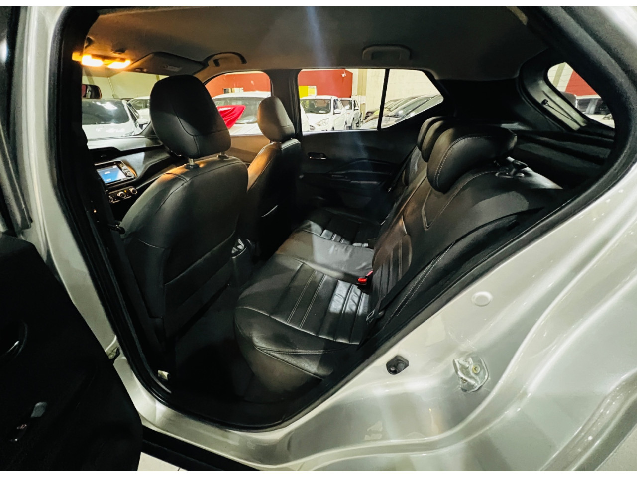 Kicks 1.6 16V 4P FLEX SV X-TRONIC AUTOMÁTICO CVT