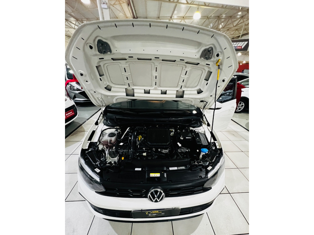 Polo Hatch 1.0 4P MPI TRACK