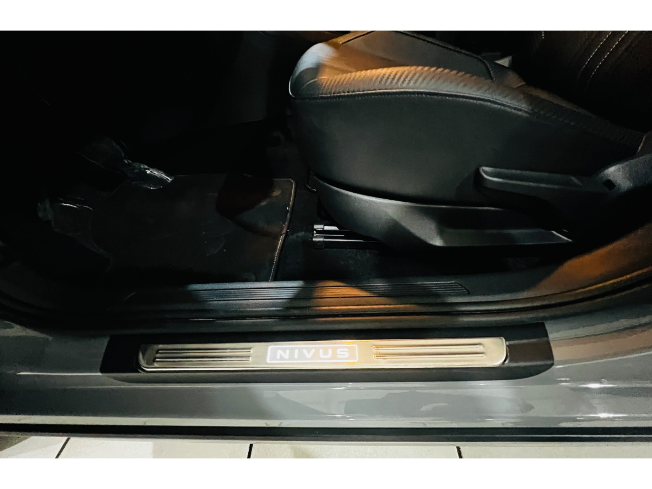Nivus 1.0 4P FLEX 200 TSI HIGHLINE TURBO AUTOMÁTICO