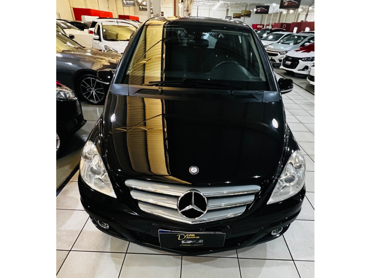 B 180 1.7 4P CONFORT AUTOMÁTICO