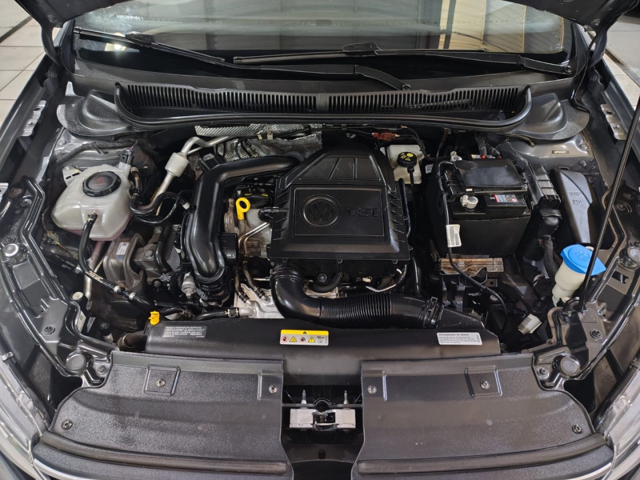 Nivus 1.0 4P FLEX 200 TSI HIGHLINE TURBO AUTOMÁTICO