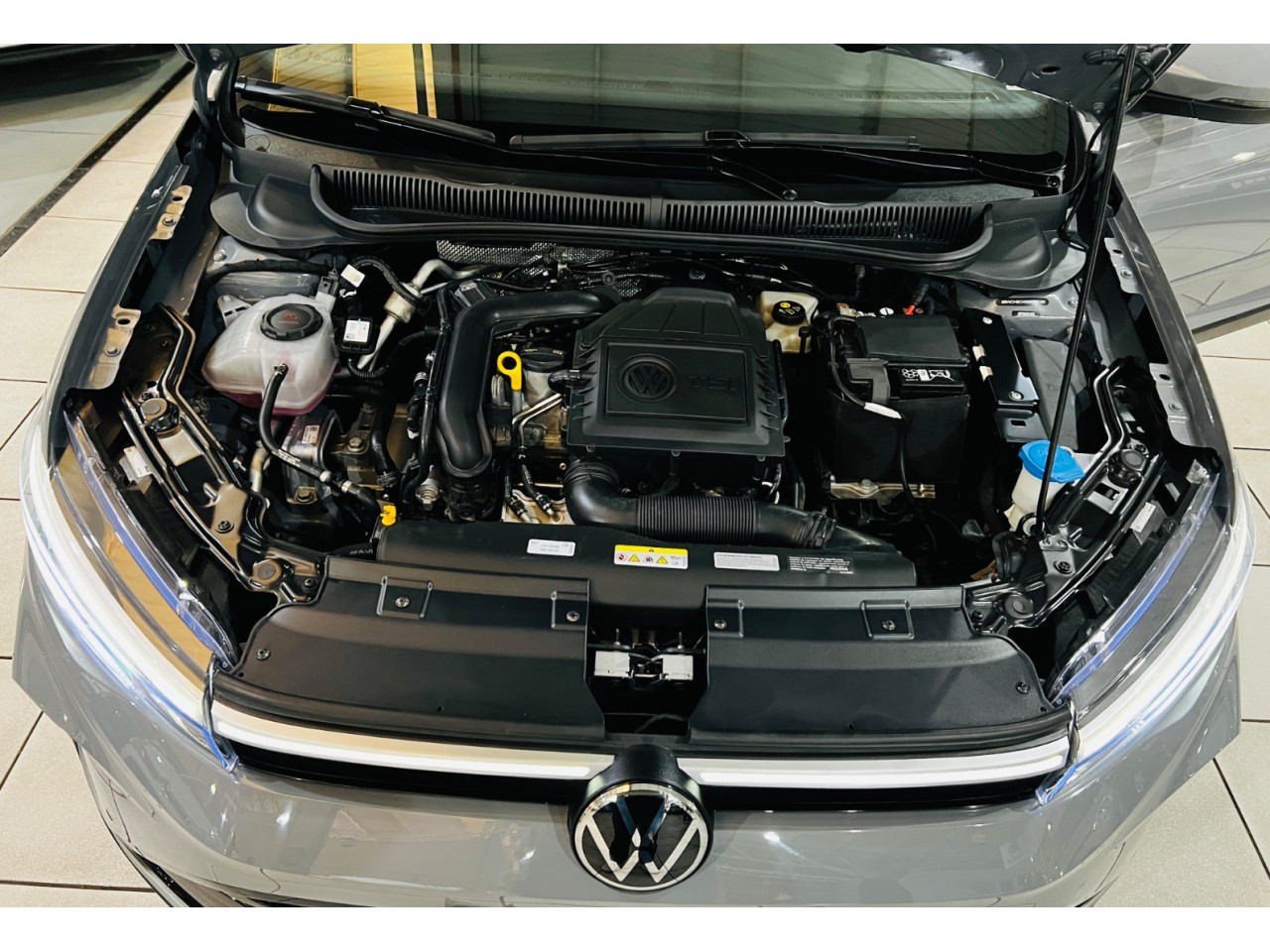 Nivus 1.0 4P FLEX 200 TSI HIGHLINE TURBO AUTOMÁTICO