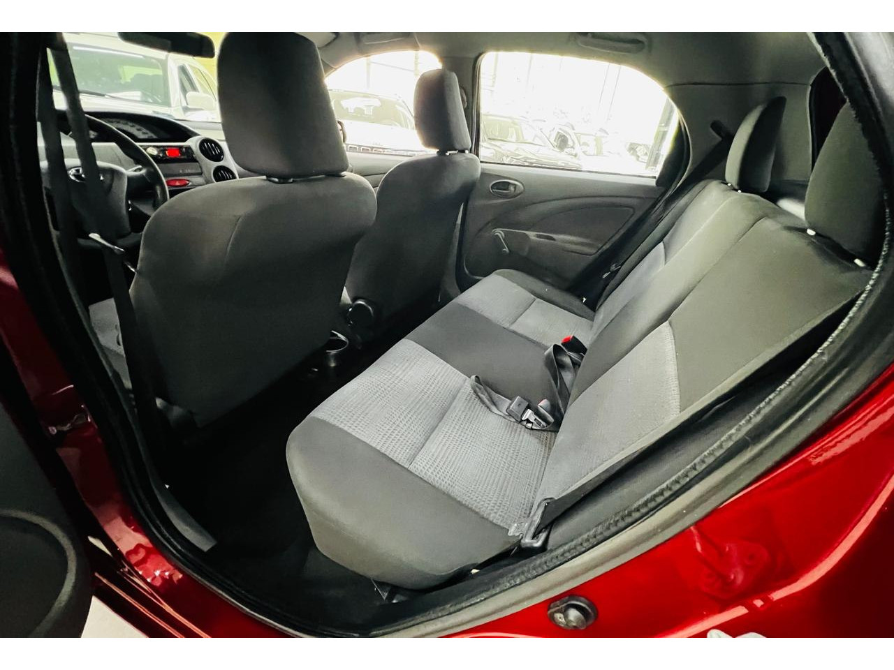Etios Hatch 1.3 16V 4P FLEX X