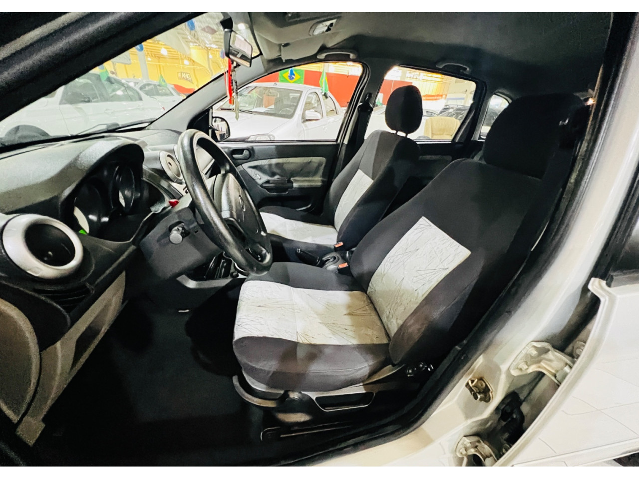 Fiesta Hatch 1.6 4P FLEX