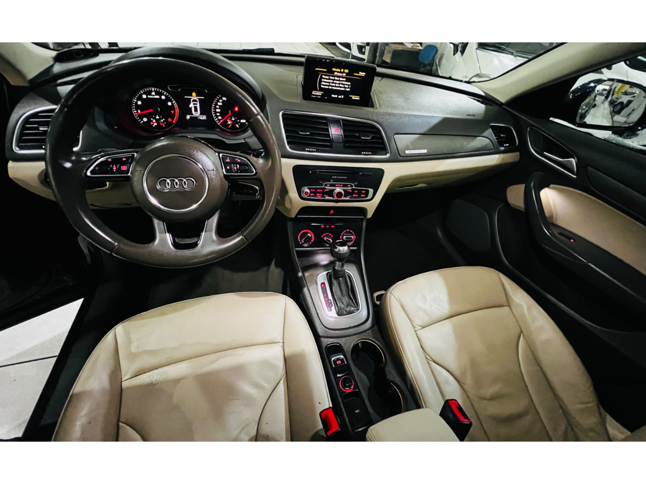 Q3 2.0 4P TFSI AMBITION QUATTRO S-TRONIC AUTOMÁTICO