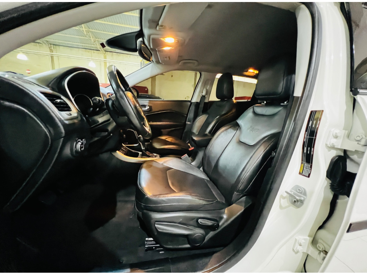 Compass 2.0 16V 4P LONGITUDE FLEX AUTOMÁTICO