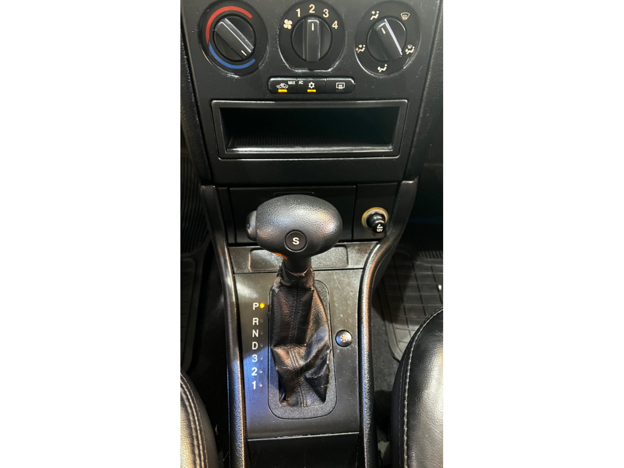 Astra Hatch 2.0 4P ADVANTAGE FLEX AUTOMÁTICO