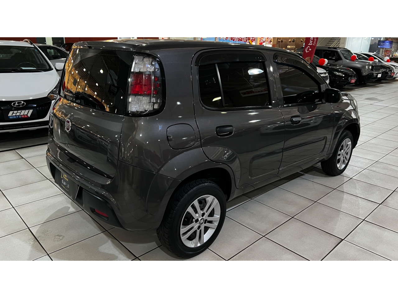 Uno 1.0 4P FLEX ATTRACTIVE
