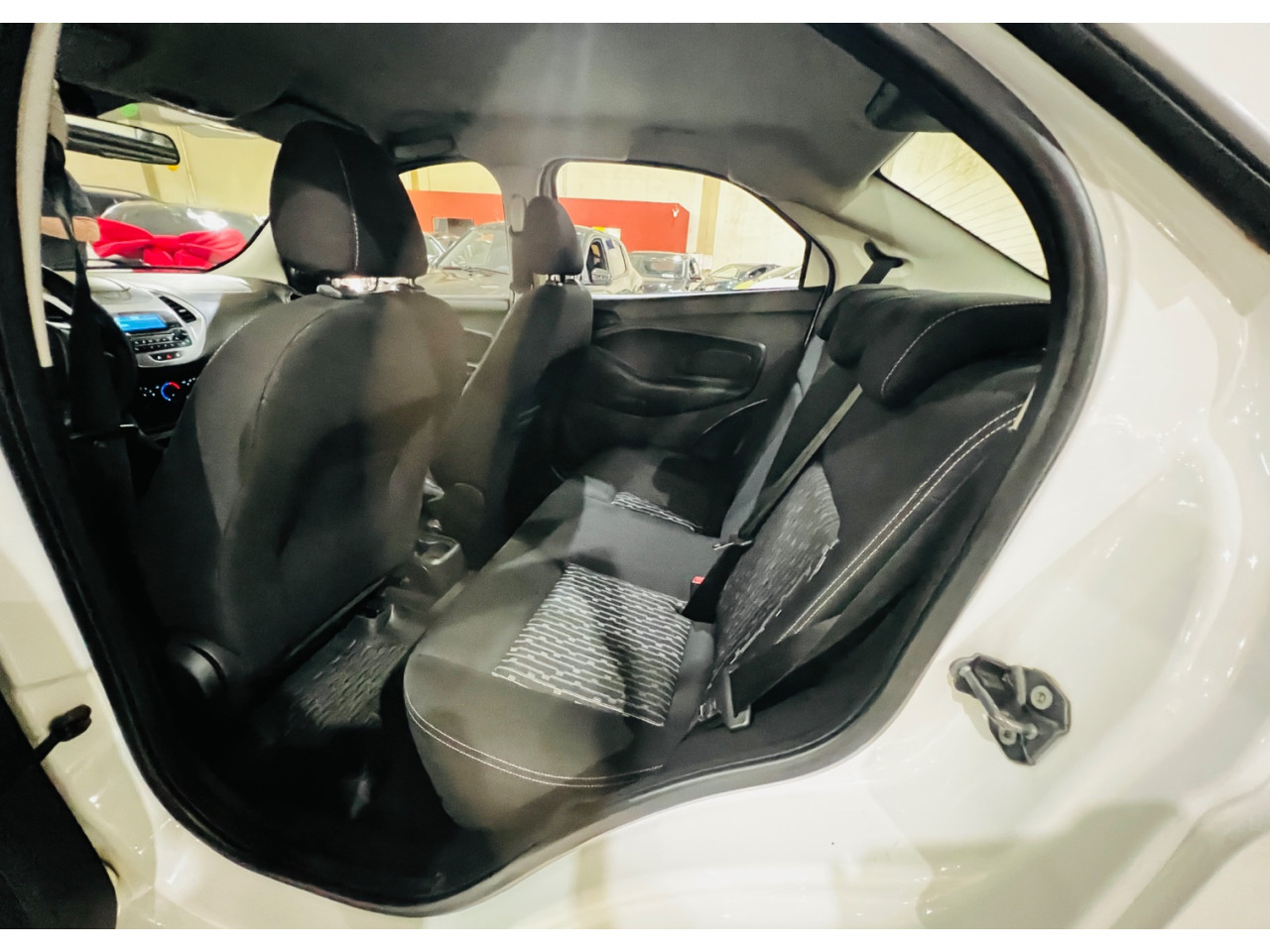 Ka + Sedan 1.0 12V 4P TI-VCT SE FLEX