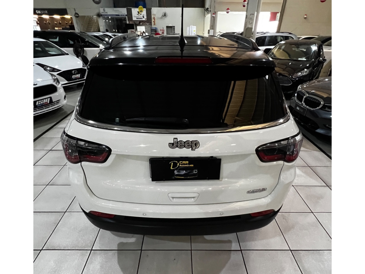 Compass 2.0 16V 4P LONGITUDE FLEX AUTOMÁTICO