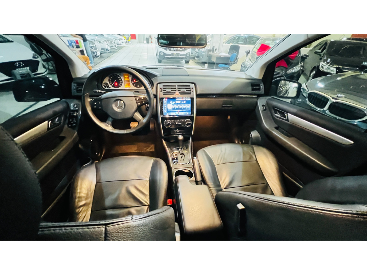 B 180 1.7 4P CONFORT AUTOMÁTICO