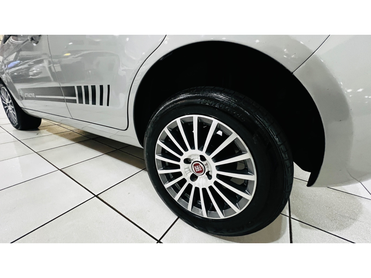 Palio 1.6 16V 4P FLEX ESSENCE