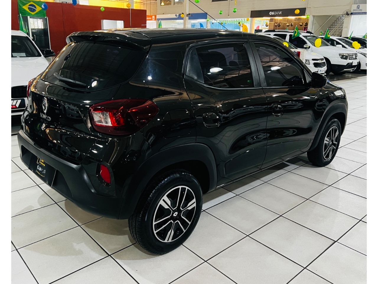 Kwid 1.0 12V 4P SCE FLEX INTENSE