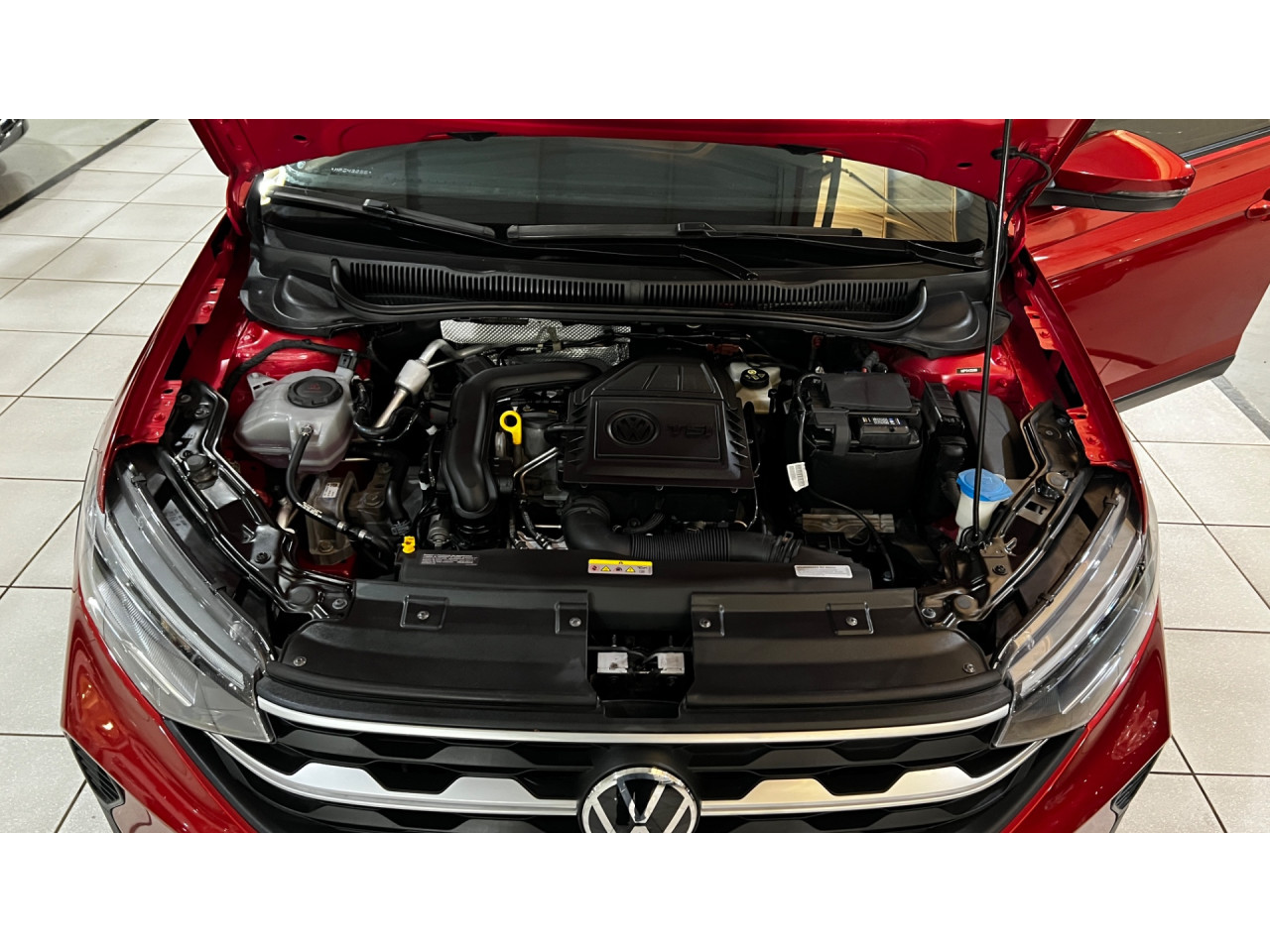 Nivus 1.0 4P FLEX 200 TSI COMFORTLINE TURBO AUTOMÁTICO