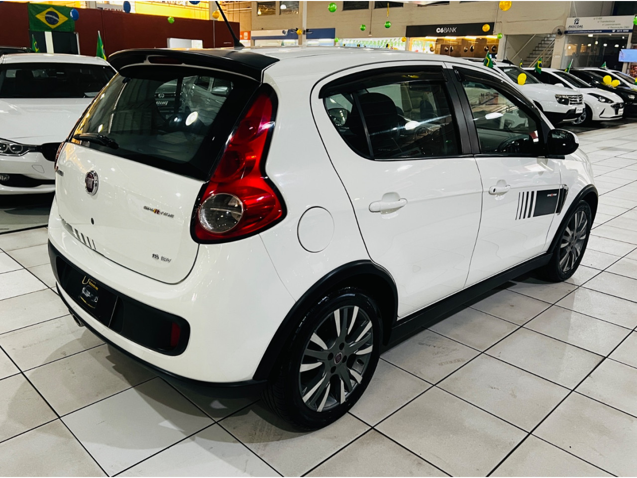 Palio 1.6 16V 4P FLEX SPORTING
