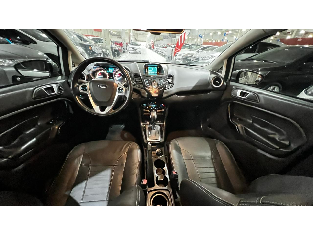 Fiesta Sedan 1.6 4P FLEX TITANIUM POWERSHIFT AUTOMÁTICO