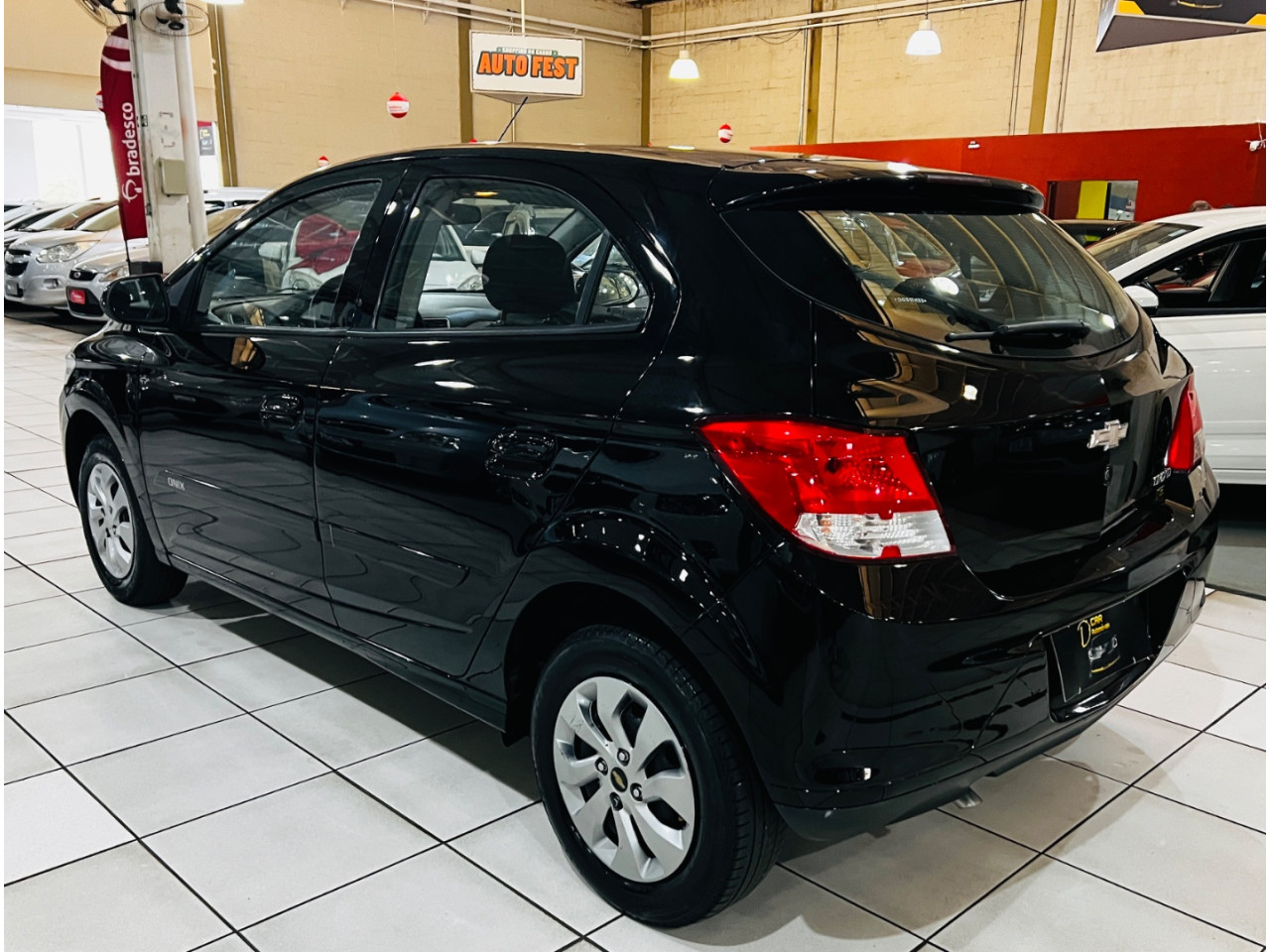 Onix Hatch 1.0 4P FLEX LT