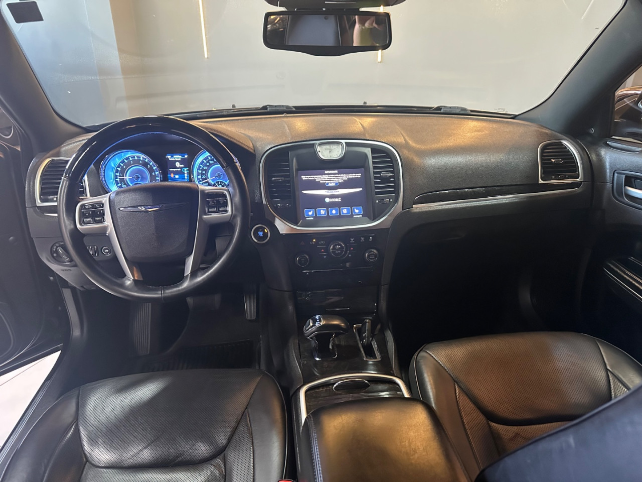 300 C 3.6 V6 24V 4P AUTOMÁTICO