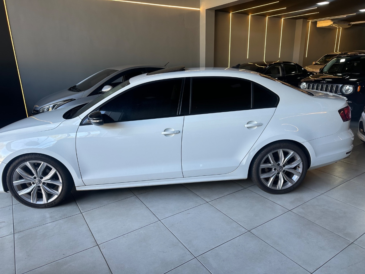 Jetta 1.4 4P 250 TSI TURBO CONFORTLINE AUTOMÁTICO