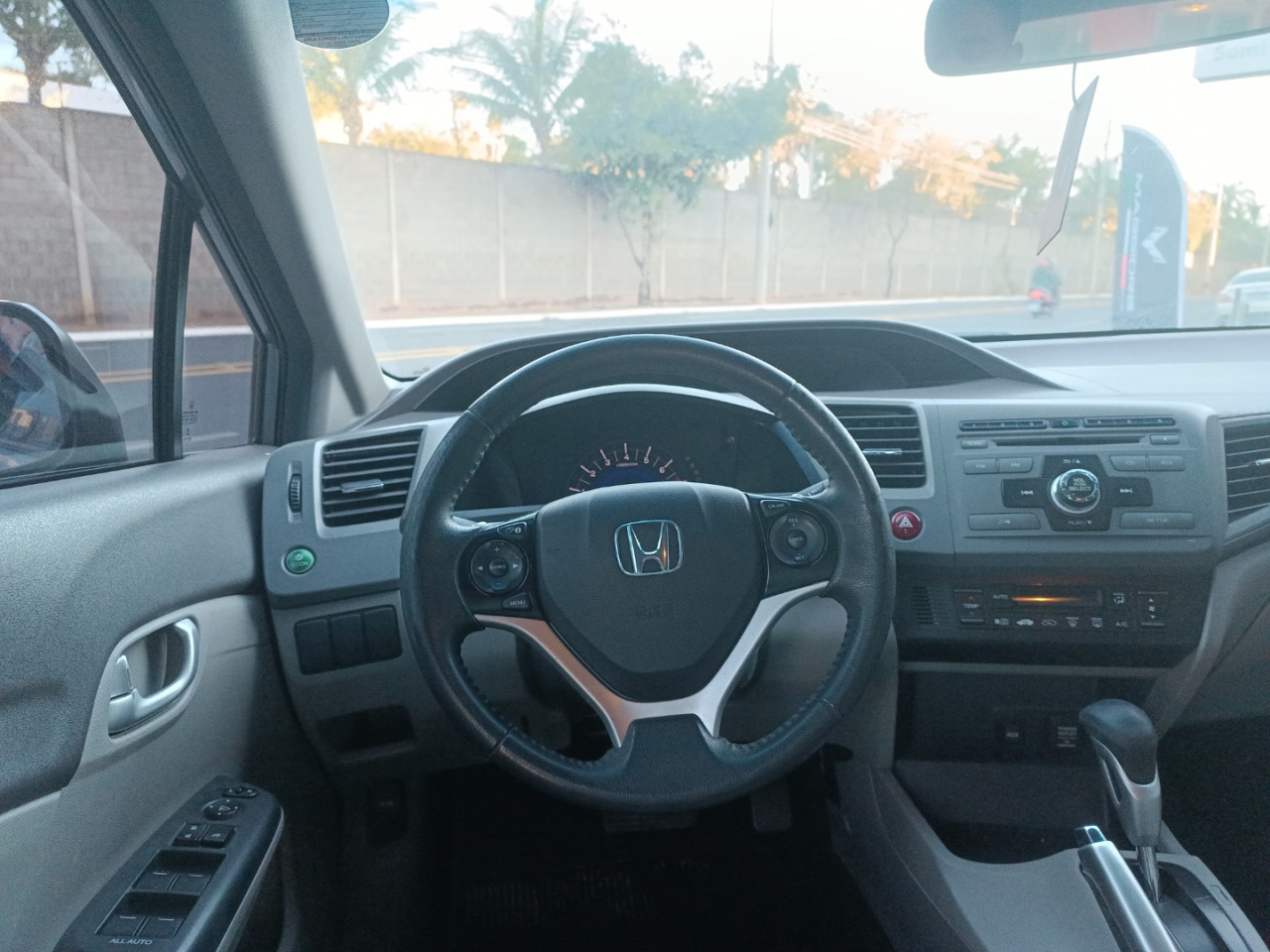 Civic 1.8 16V 4P FLEX LXL AUTOMÁTICO