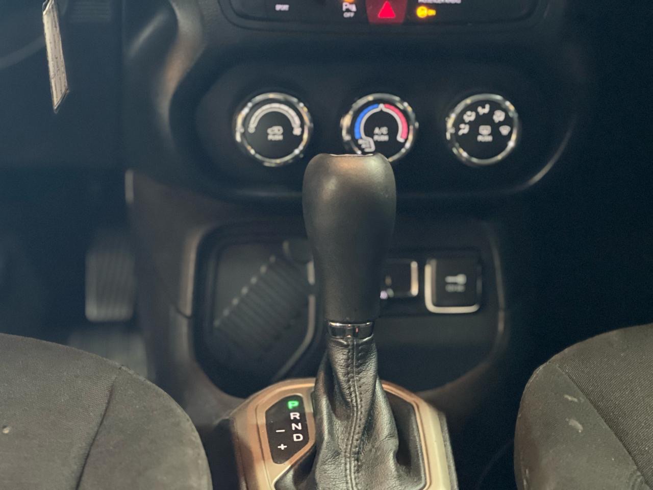Renegade 1.8 16V 4P FLEX SPORT AUTOMÁTICO