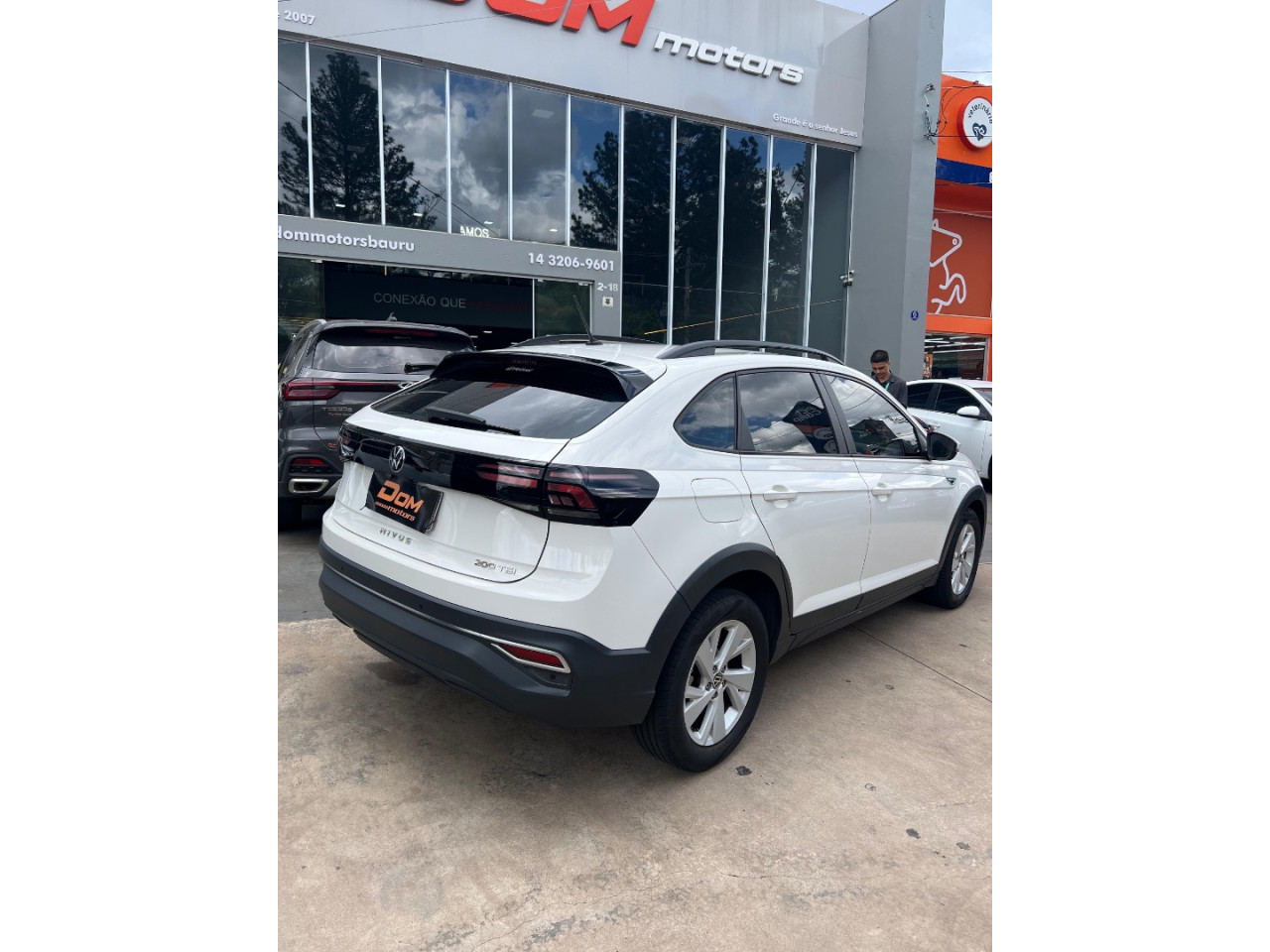 VOLKSWAGEN Nivus 1.0 4P FLEX 200 TSI COMFORTLINE TURBO AUTOMÁTICO