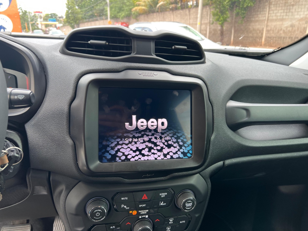 JEEP Renegade 1.3 16V 4P FLEX T270 LONGITUDE TURBO AUTOMÁTICO