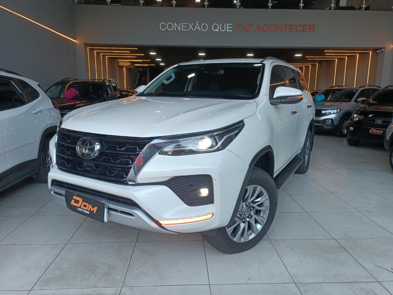 Hilux SW4 2.8 16V 4P SRX 4X4 7 LUGARES TURBO DIESEL AUTOMÁTICO