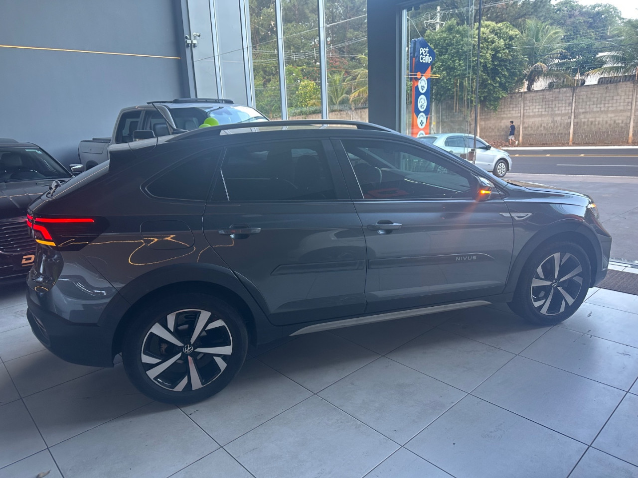 Nivus 1.0 4P FLEX 200 TSI HIGHLINE TURBO AUTOMÁTICO
