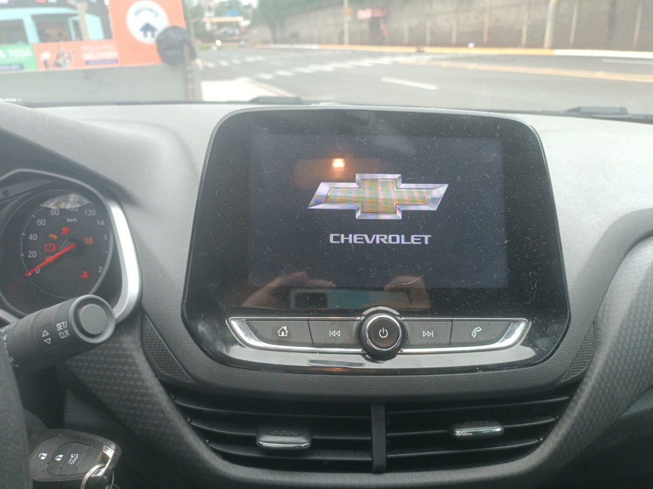 CHEVROLET Onix Hatch 1.0 12V 4P FLEX LT TURBO