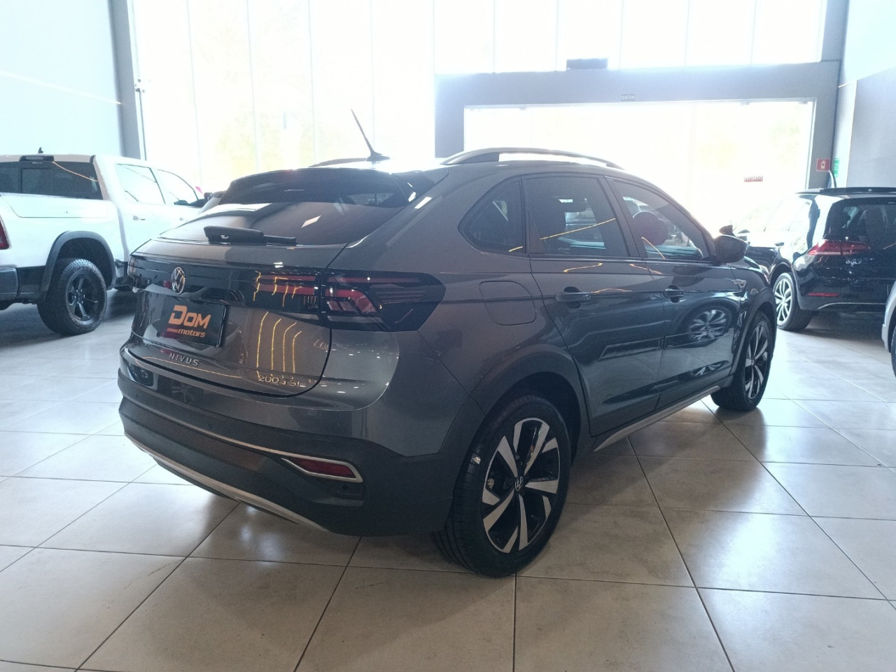 Nivus 1.0 4P FLEX 200 TSI HIGHLINE TURBO AUTOMÁTICO