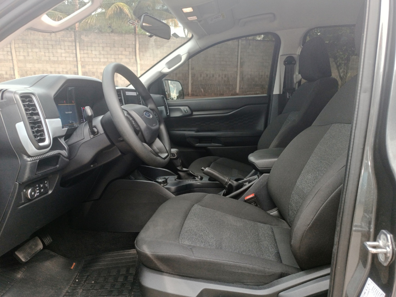 FORD Ranger 2.0 4P TURBO DIESEL XLS 4X4 CABINE DUPLA AUTOMÁTICO