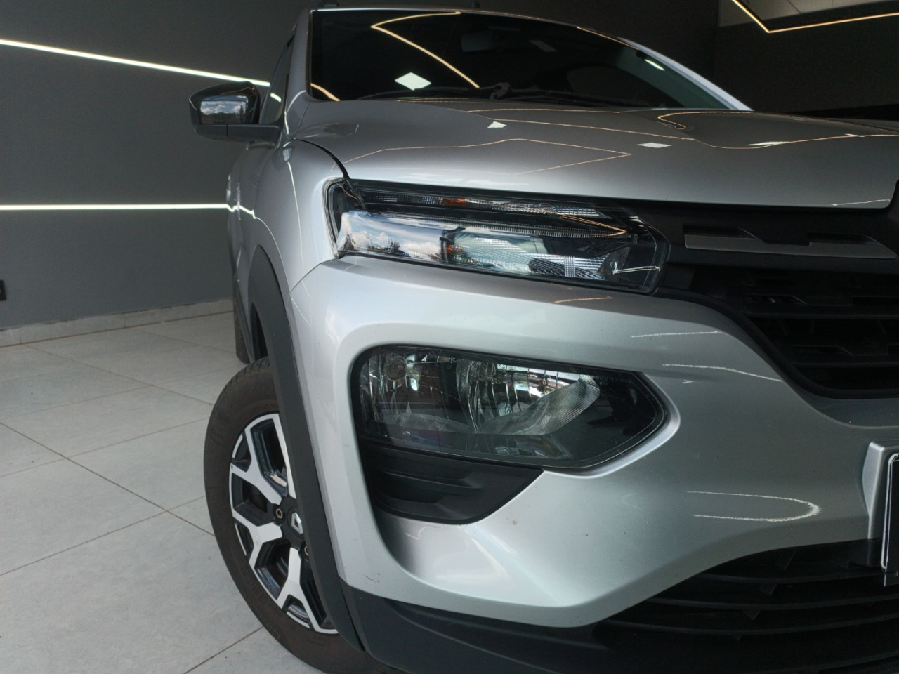 Kwid 1.0 12V 4P SCE FLEX OUTSIDER