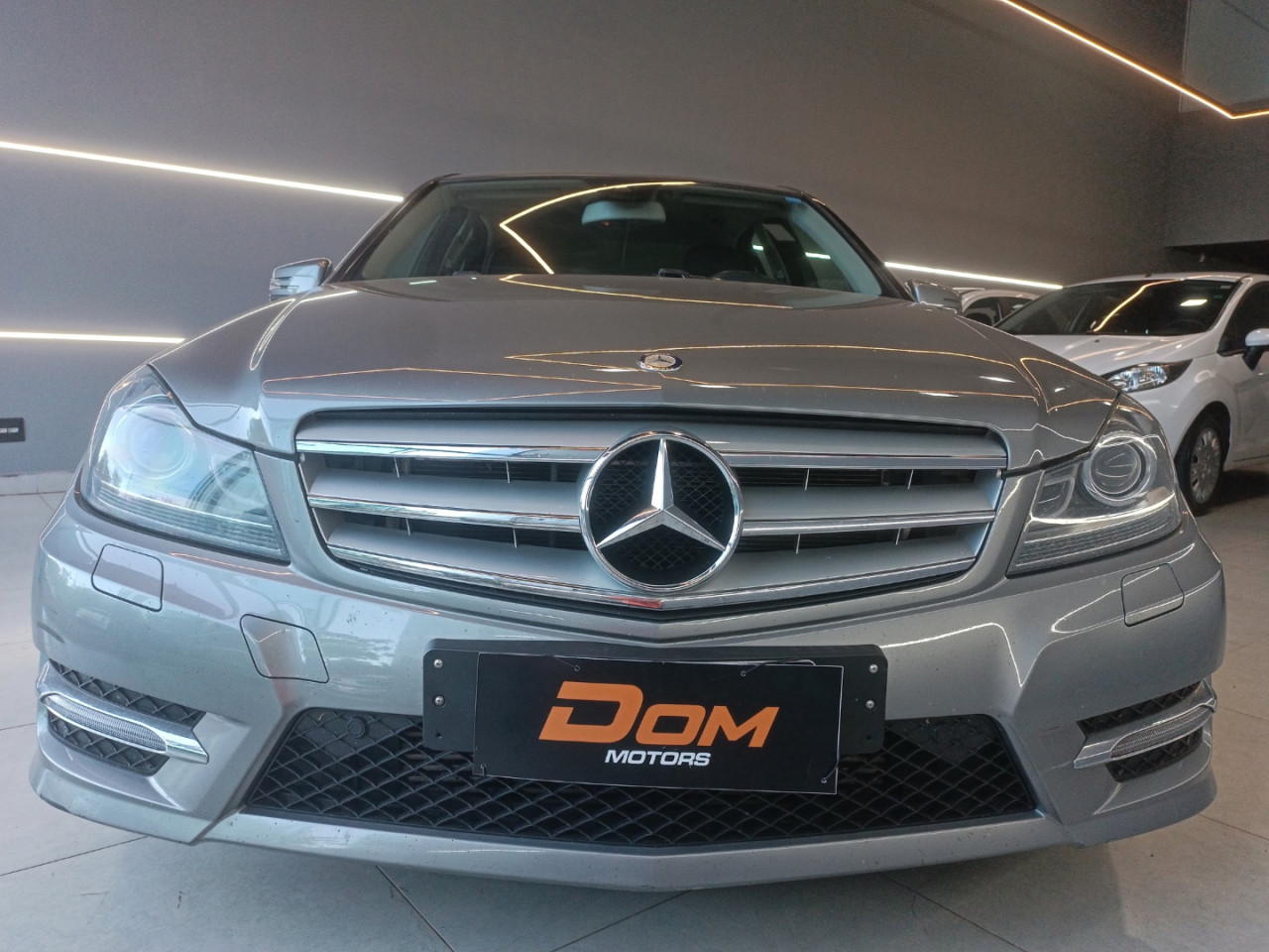 MERCEDES-BENZ C 180 1.6 16V 4P CGI FLEX TURBO AUTOMÁTICO