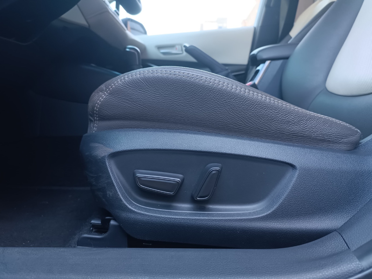 Corolla 1.8 16V 4P FLEX HÍBRIDO ALTIS A PREMIUM AUTOMÁTICO CVT