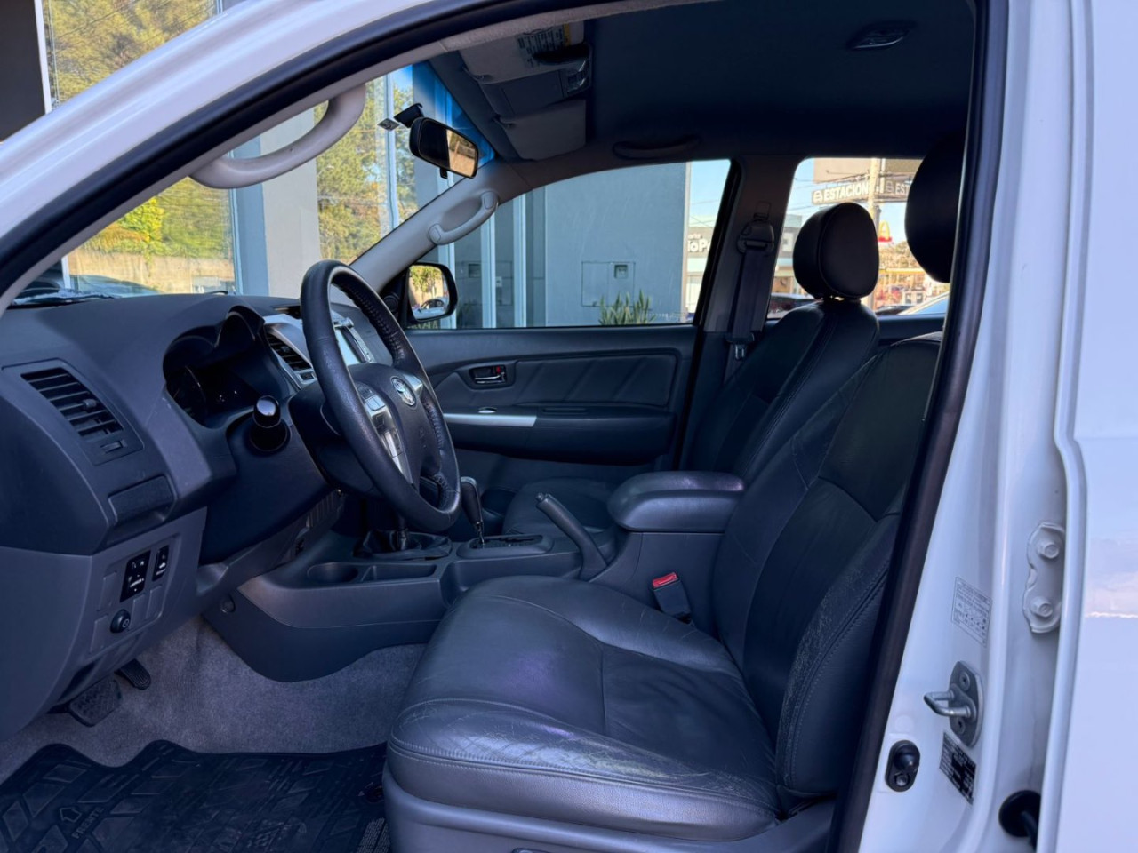 Hilux Caminhonete 2.7 16V 4P SRV FLEX 4X4  CABINE DUPLA AUTOMÁTICO