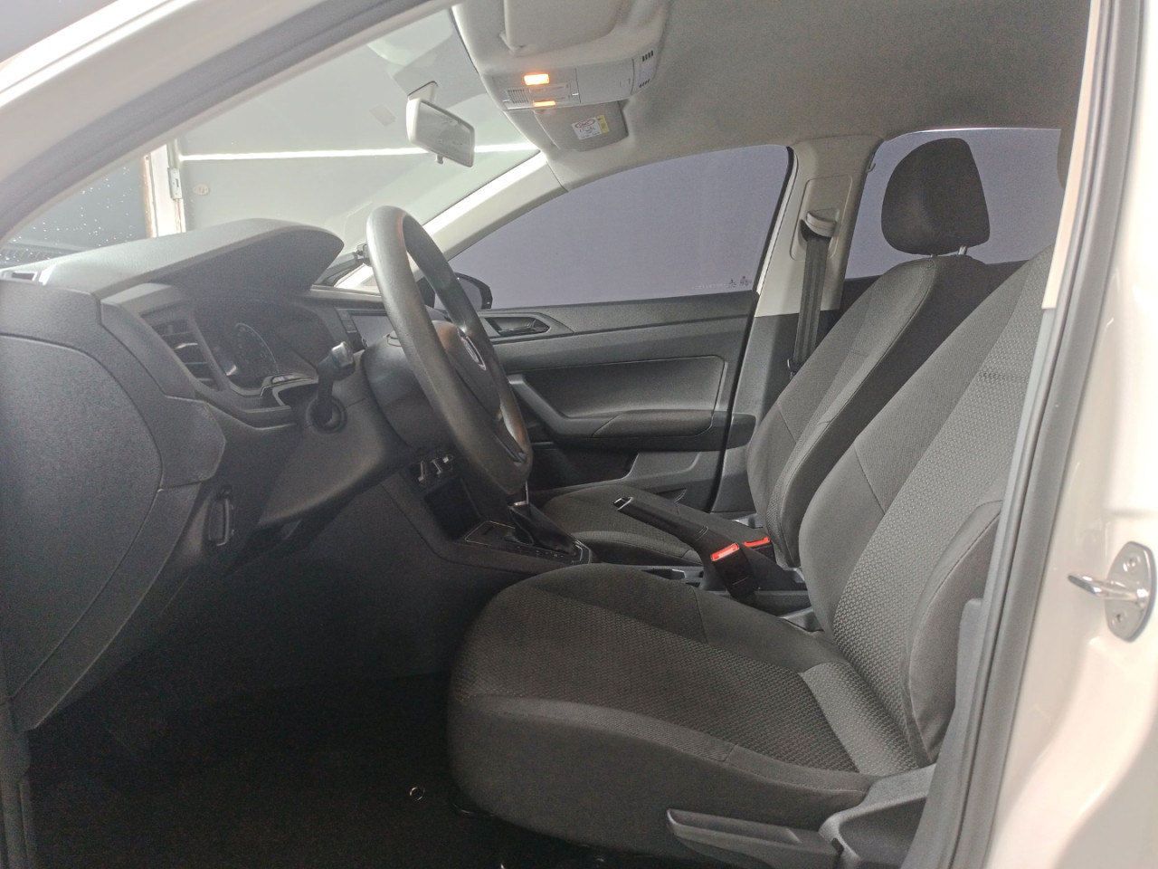 VOLKSWAGEN Virtus 1.6 4P MSI FLEX SENSE AUTOMÁTICO