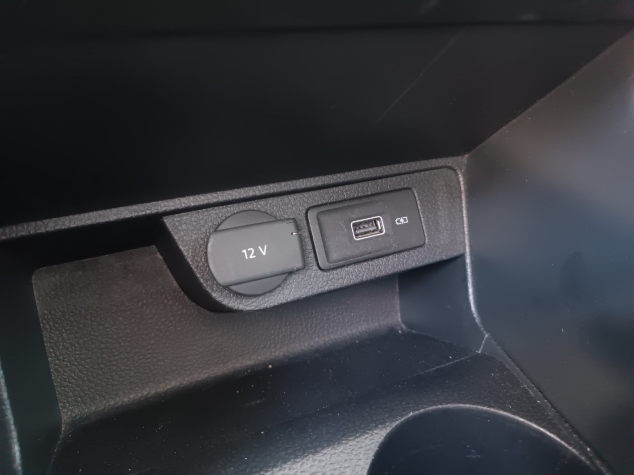 VOLKSWAGEN Saveiro 1.6 G6 ROBUST FLEX