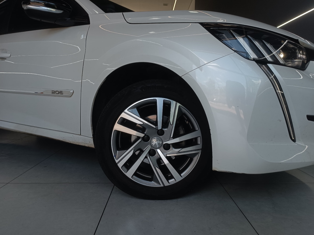 PEUGEOT 208 1.6 16V 4P FLEX GRIFFE AT6 AUTOMÁTICO